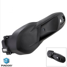 Capac plastic transmisie original Piaggio Beverly 350 (17-21) - Beverly 350 (12-14) - MP3 350 MAXI Sport (18-20) - X10 350 (12-15)