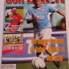 Revista fotbal - "DON BALON" (10.12-16.12.2001) poster jucatorul URZAIZ