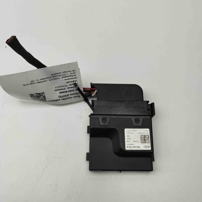 Unitate de control pompa de combustibil PORSCHE CAYENNE Coupe 9YB 2023 OEM: 4M0906093M