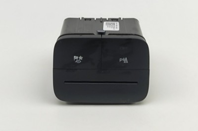 Panou de butoane FORD KUGA III DFK 2024 OEM: LJ6T-11B573-CBW,LJ6T-11B573 | 30396786 foto