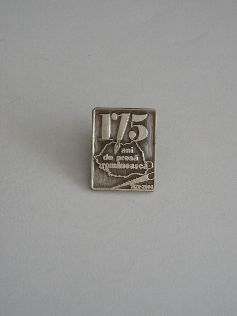 QW9 I 33 - Insigna - tematica jurnalism - 175 ani de presa romaneasca - 2004