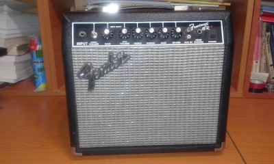 Boxa Fender chitara foto