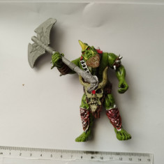 bnk jc Figurina neidentificata - posibil Warcraft
