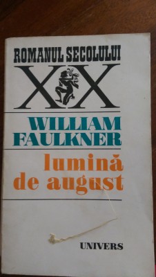 Lumina de august William Faulkner 1973 foto