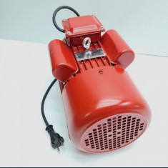 Motor Electric 4 Kw 220V 3000 rot min monofazat foto