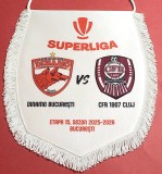 Fanion (protocol) meci fotbal DINAMO BUCURESTI - CFR 1907 CLUJ (Superliga 31.10.2025)