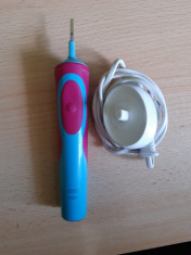 Periuta electrica pentru copii Oral B Braun foto