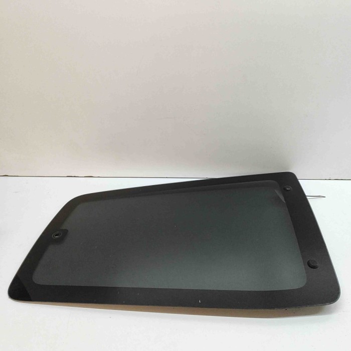 Geam lateral dreapta spate MITSUBISHI PAJERO IV V8_W, V9_W 2007 OEM: Off-road | 32144427