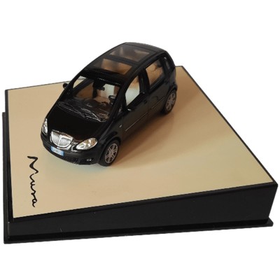 Macheta Lancia Musa Testa di Moro, Ghift Box, scara 1:43 Norev foto