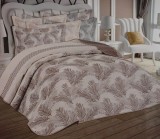 Cumpara ieftin Set Cuvertura Pat Deluxe , Cuvertura Pat (240x260) + 2 Fete Perna (60x80)