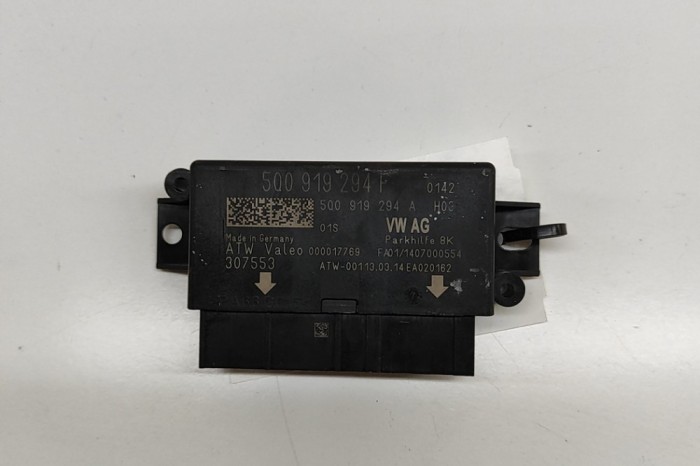 Unitate de control senzor de parcare PDC VW GOLF VII 5G1, BQ1, BE1, BE2 2014 OEM: 5Q0919294F,5Q0919294A 28840309