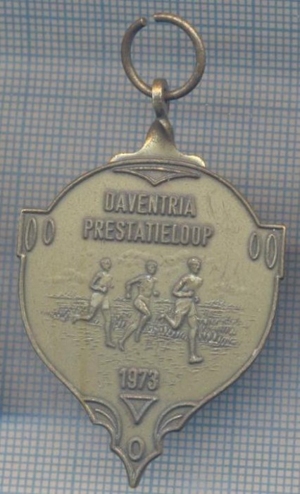 AZ 178 MEDALIE SPORTIVA - ALERGARE - DAVENTRIA PRESTATIELOOP 1973 -OLANDA