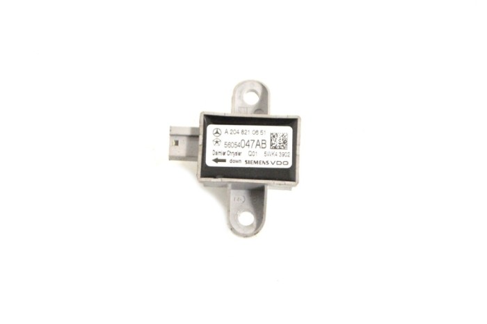 Senzor de impact st&acirc;nga față CHRYSLER 300 C LX 2007 OEM: 56054047AB,A2048210651 13824331