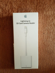 Adaptor Apple Camera Reader, Lightning to SD Card, White (SIGILAT) foto