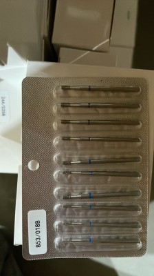 Capăt de freză de diamant pentru cuticule, cilindru, br&amp;acirc;u albastre, 853/018B foto