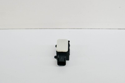 Senzor de impact dreapta față KIA CARENS III UN 2008 OEM: 95920-1D000,1D959-20000 14659395 foto