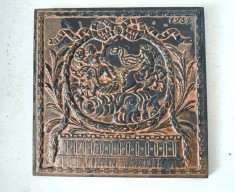 Placă decorativă de sobă, din fontă (Ofenplatte), replică istorică, 12x12 cm, Germania, vintage