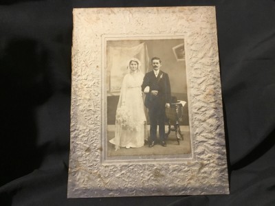 Fotografie de nunta miri in haine de epoca perioada interbelica Banat ! foto