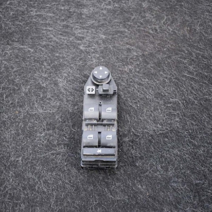 Buton geam ușă st&acirc;nga față BMW 5 E60 2004 OEM: 6951924 1745477