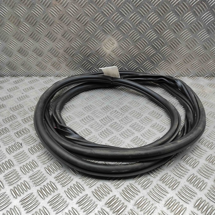 Garnitura ușă dreapta față VW MULTIVAN T7 STM, STN 2024 OEM: 7T0837911H