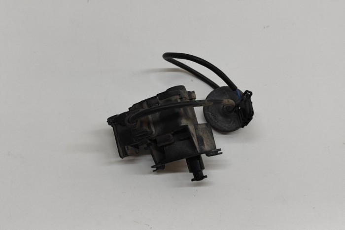 &Icirc;ncuietoare capac rezervor VW GOLF VII 5G1, BQ1, BE1, BE2 2017 OEM: 5C6810773H 31035444