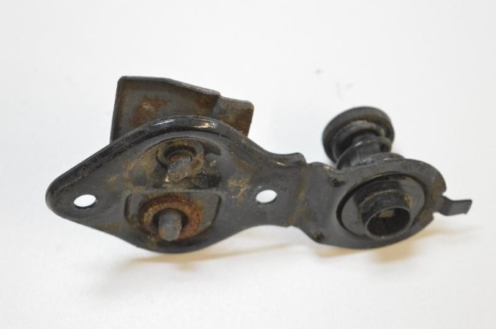 Zăvor de siguranță capota MERCEDES-BENZ CLS C219 2009 OEM: A2118800360 2579048