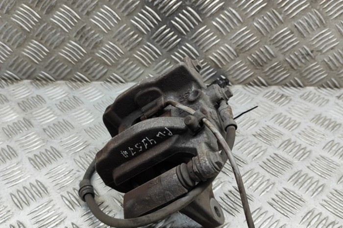 Etrier de fr&acirc;nă dreapta față VW ID.3 E11 2021 OEM: Hatchback | 22059323