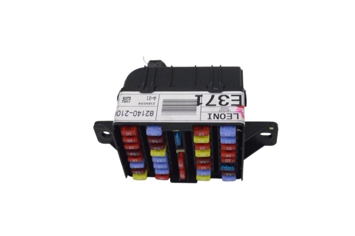 Panou de siguranțe SSANGYONG RODIUS II 2018 OEM: 82140-21061 | 22750111