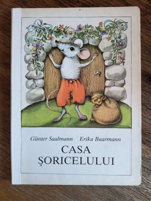 Casa soricelului - Carte total cartonata , 1983 / R8P5S