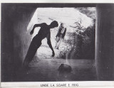 Bnk foto - Unde la soare e frig - fotografie de panou 24x18 cm, Alb-Negru, Romania de la 1950