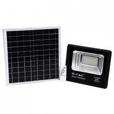 Proiector LED V-tac cu incarcare solara, 20W, 1650lm, lumina rece, 6000K, IP65