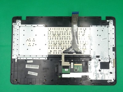 Asus X751L Palmrest + Tastatura + Touchpad SWAP foto