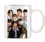 Cana alba personalizata &quot;BTS Bangtan Boys Crew Formatie&quot;, INOVATIX&reg;. 330ml, Oem