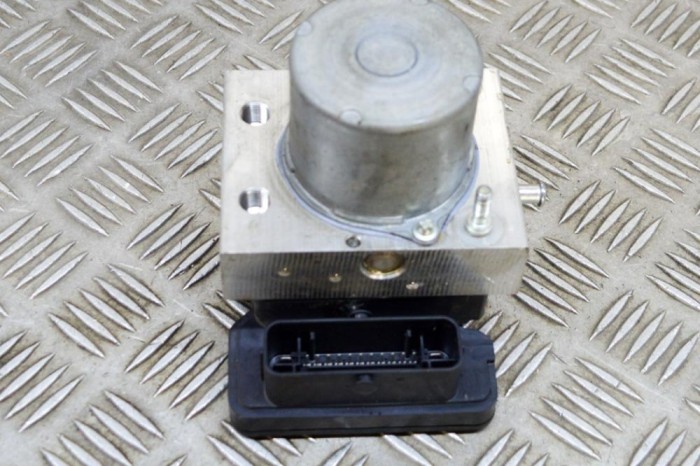 Pompa ABS TESLA MODEL 3 2021 OEM: 1044745-00-B,0265257793 15506782