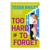 Cumpara ieftin Too Hard to Forget