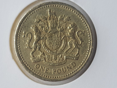 Marea Britanie 1 lira pound 2003 foto