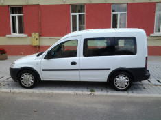 Auto Opel Combo 1.3 CDTI 2008 foto