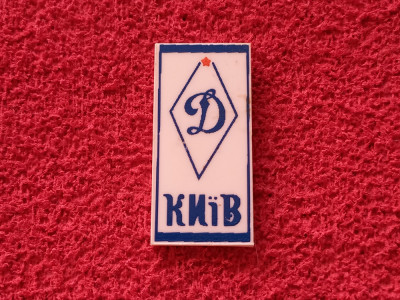 Insigna fotbal - DINAMO KIEV foto