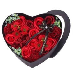 Buchet Mercaton cu Flori Parfumate din Sapun in Cutie Forma Inima, 22 x 20 x 9 cm