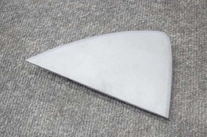 Ornament lateral planșa de bord TESLA MODEL 3 2018 OEM: 1083362-00-D 11316806