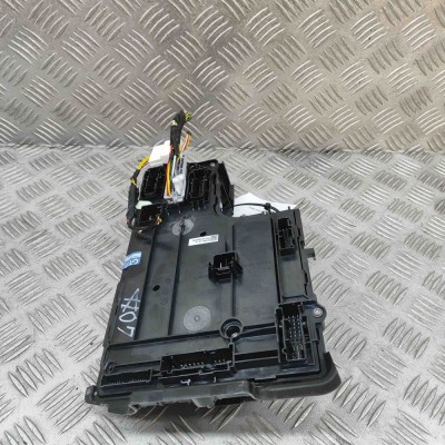 Modul de confort TESLA MODEL Y 2024 OEM: 1657648-02-A 29992398 foto