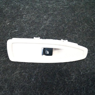 Buton geam ușă dreapta față BMW 3 F30, F80 2015 OEM: 9208107 3123417 foto