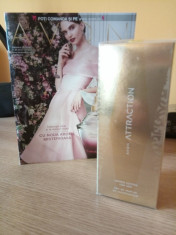 Vand parfum Avon Attraction foto