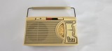 RADIO EUMIG 331/302 ANII 59 - 62 , CU TRANZISTORI PE GERMANIU, NEPROBAT DIN CAUZA CA NU AM BATERII DE 3 VOLTI !
