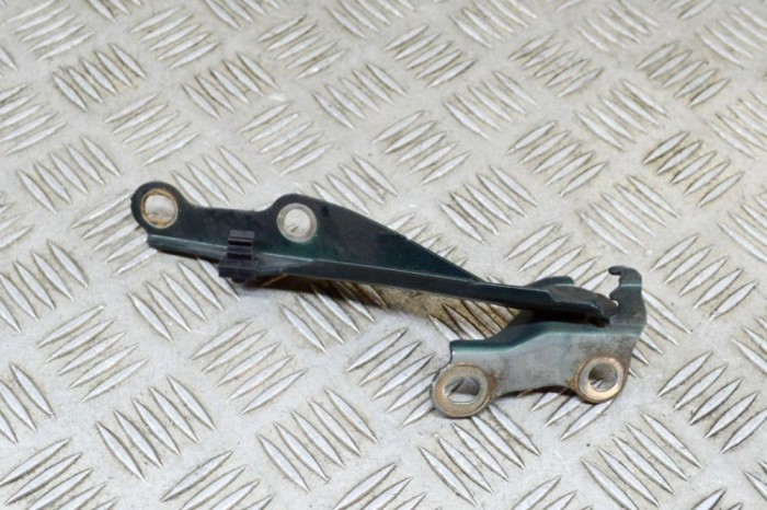 Balama capota dreapta față TOYOTA YARIS _P1_ 2002 14985002