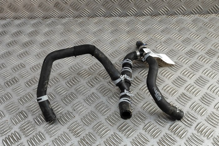 Furtun de lichid de răcire AUDI A5 Avant 2024 OEM: 8B3122109AG | 31880070