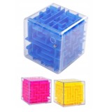 Cumpara ieftin Joc labirint tip cub, roz, albastru sau galben, 3.7 x 3.7 x 3.7 cm, labirint 3d cu bila metalica, joc educativ de indemanare pentru copii 3+ ani