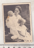 Bnk foto - Principesa Ileana, arhiducesa de Austria cu doi dintre copii, Alb-Negru, Romania 1900 - 1950, Monarhie