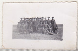 Bnk foto - Grup de militari, Alb-Negru, Romania 1900 - 1950, Militar