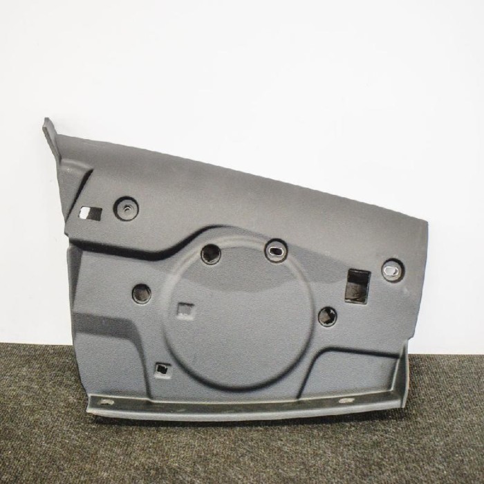 Ornament inferior planșa de bord MASERATI GHIBLI M157 2014 OEM: AAH86684-D,EA00AAH86680 10577012